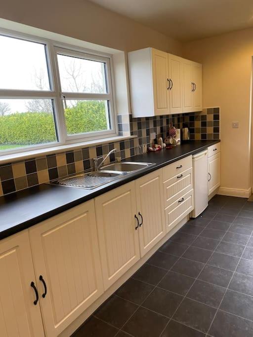 Breathnach Cottage Annex Knockleagha Ballina F26 D7E2 Екстериор снимка